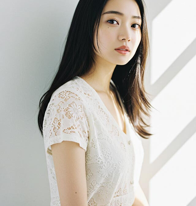 【透明感】美髪ストレート